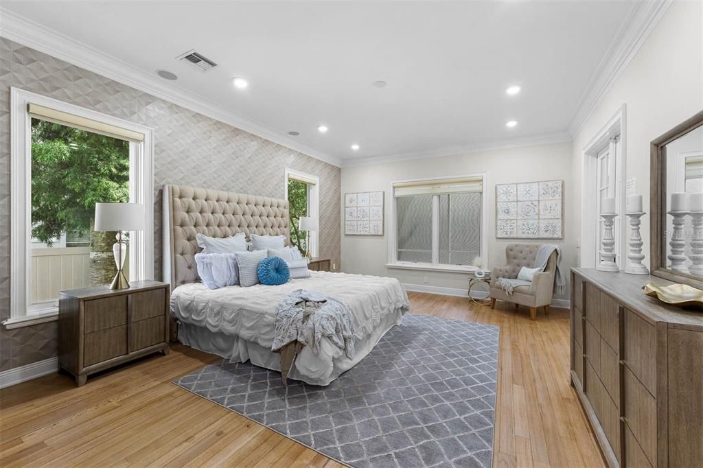 Bedroom, Interior, Recessed Lighting, Wood Texture Flooring