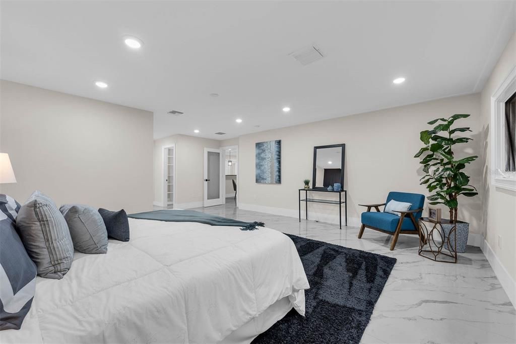 Bedroom, Interior, Marble, Recessed Lighting