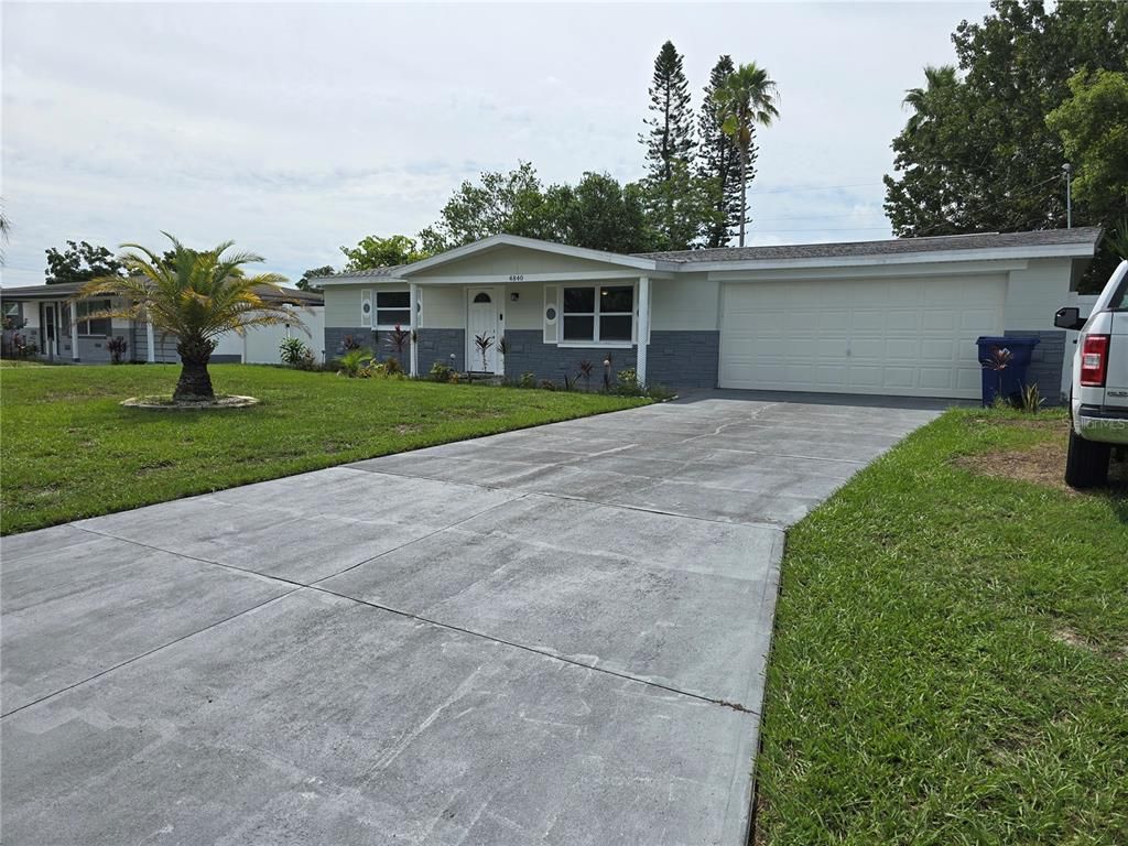 Attached, Backyard, Exterior, Facade, Ranch