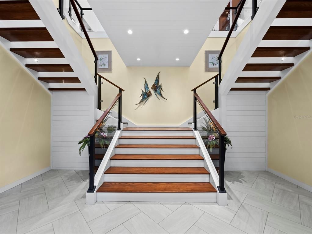 Interior, Marble, Recessed Lighting