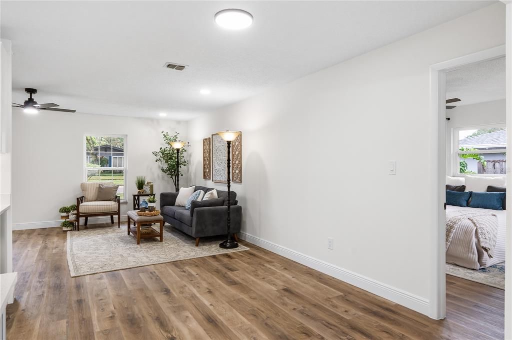 Bedroom, Interior, Living room, Recessed Lighting, Wood Texture Flooring