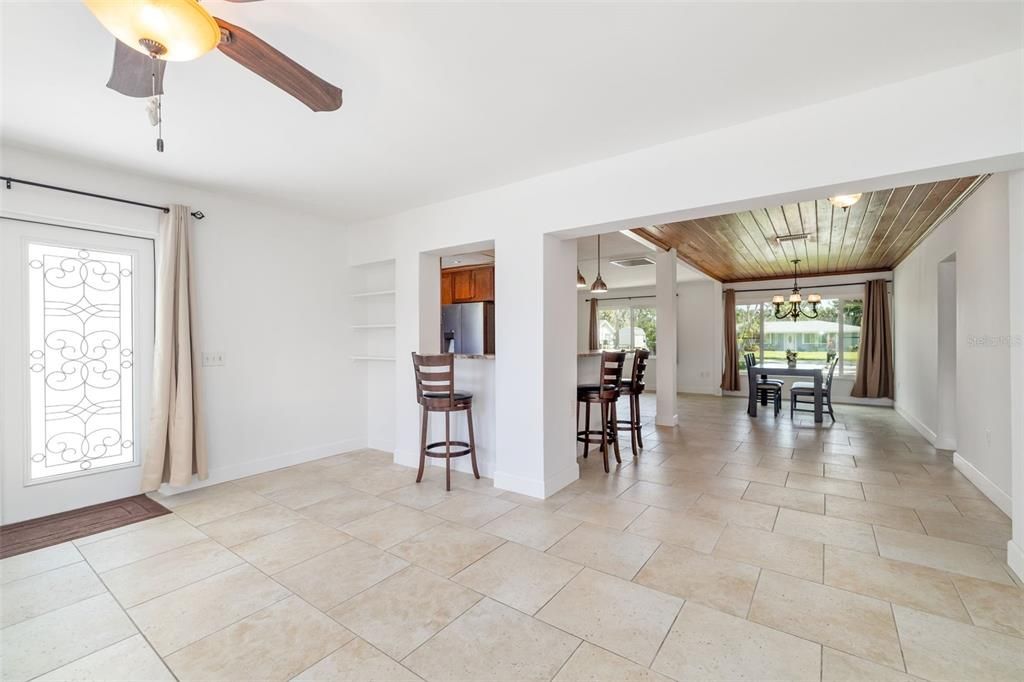 Dining room, Interior, Kitchen, Pendant Lights, Wooden Ceilings