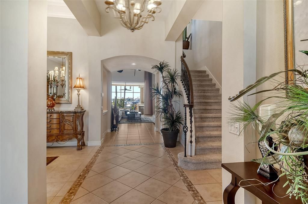 Chandelier, Interior