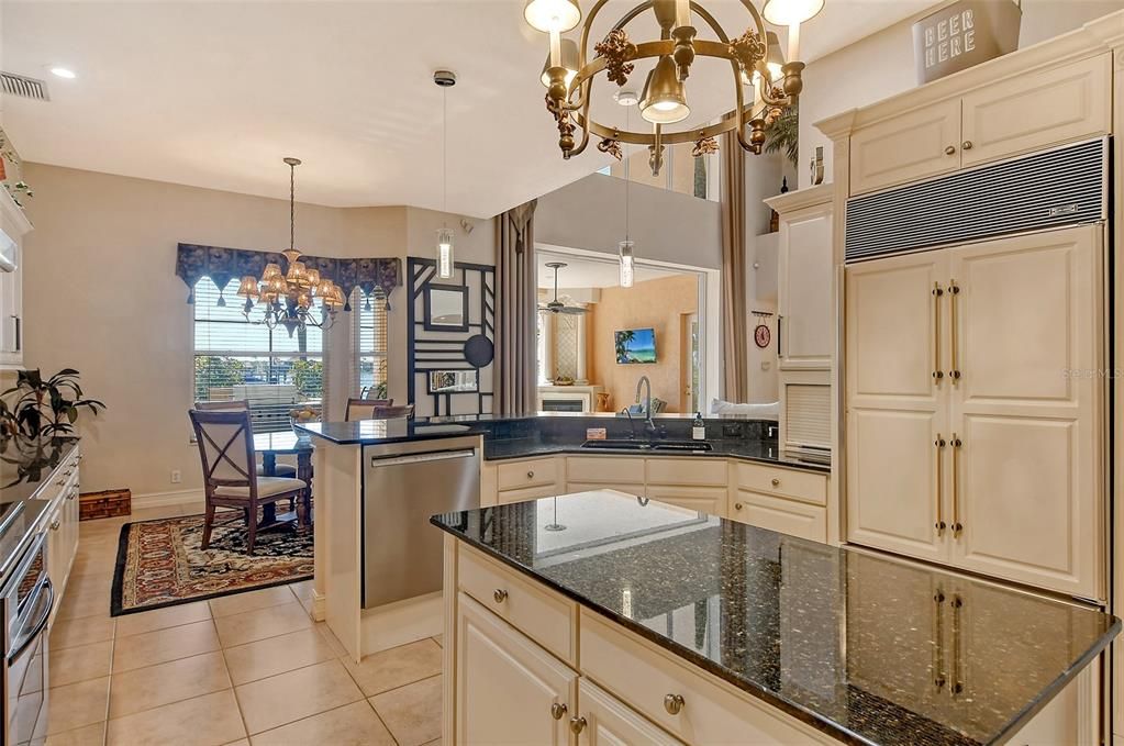 Chandelier, Dining room, Interior, Kitchen, Pendant Lights, Recessed Lighting