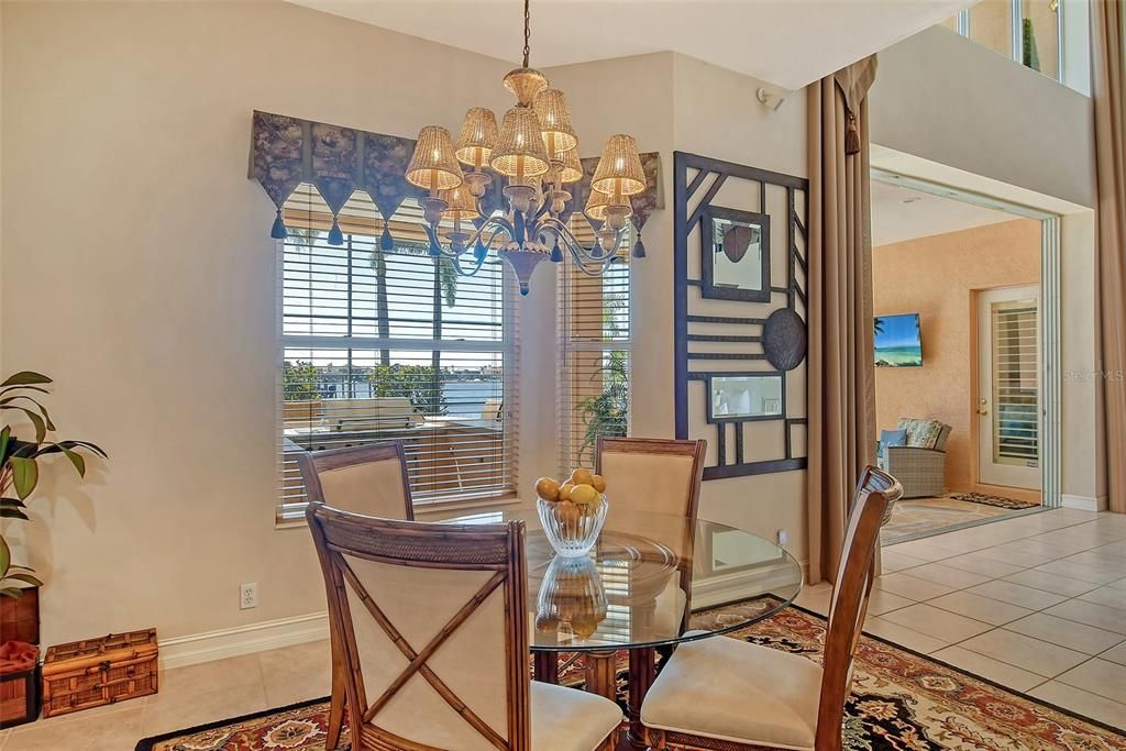 Chandelier, Dining room, Interior