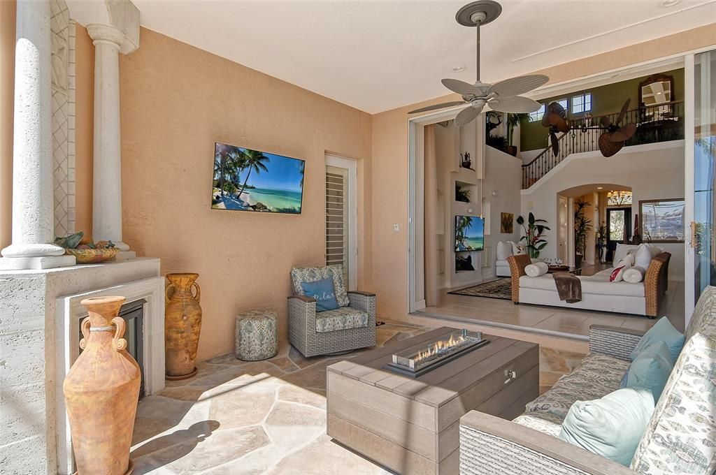 Interior, Living room