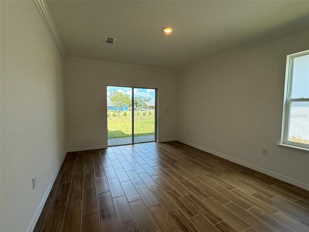 Empty room, Interior, Recessed Lighting, Wood Texture Flooring