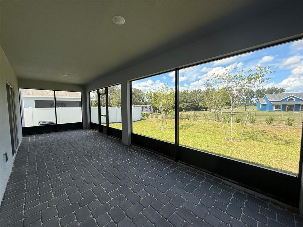 Empty room, Interior, Sun Room
