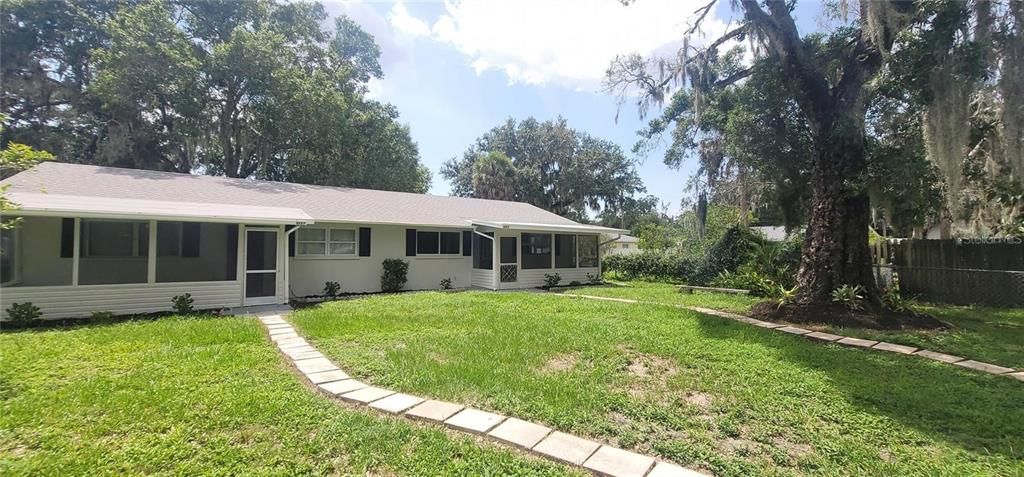 Backyard, Exterior