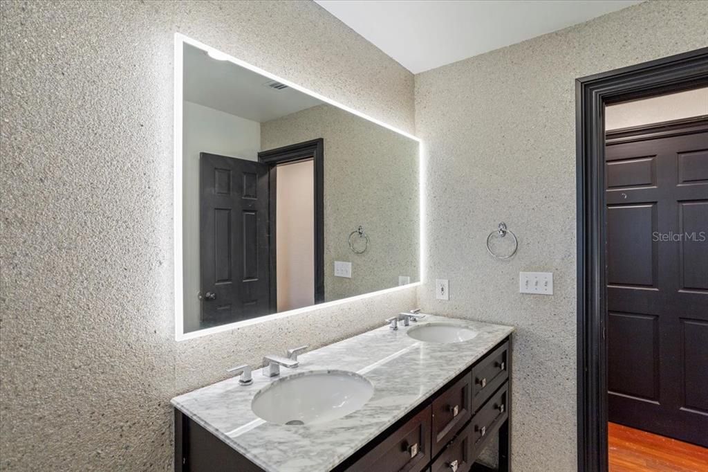 Bathroom, Dual Sink Vanities, Interior, Wood Texture Flooring