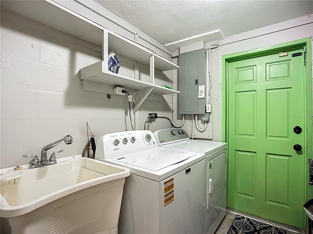 Interior, Washer