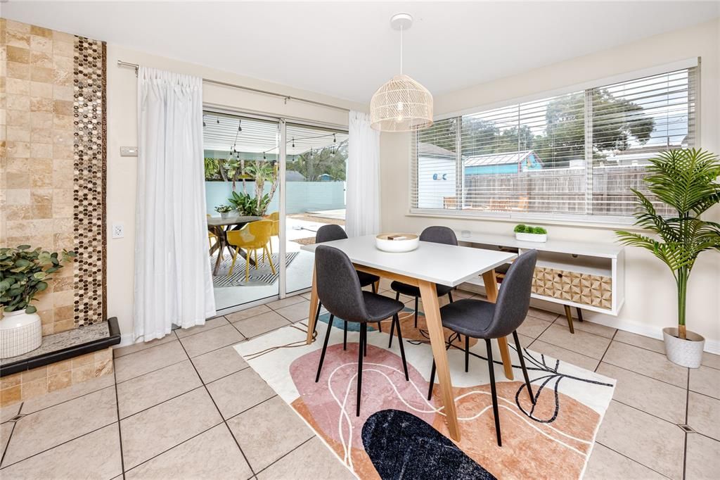 Dining room, Interior, Pendant Lights