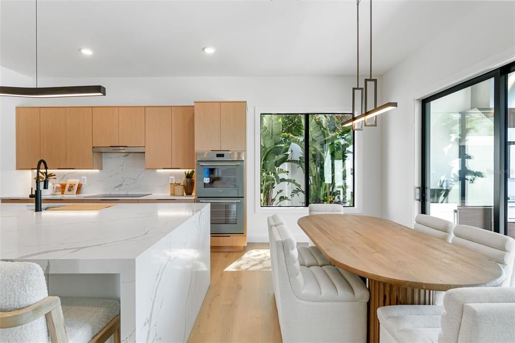 Dining room, Interior, Kitchen, Pendant Lights, Recessed Lighting, Wood Texture Flooring