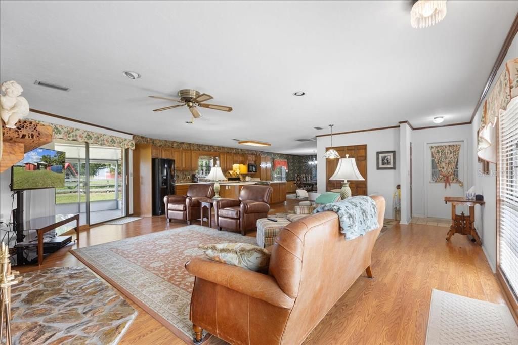 Interior, Kitchen, Living room, Pendant Lights, Recessed Lighting, Wood Texture Flooring