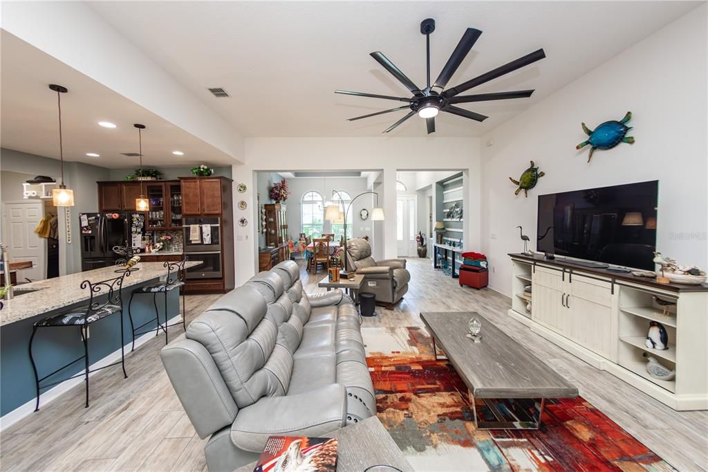 Interior, Kitchen, Living room, Pendant Lights, Recessed Lighting, Wood Texture Flooring