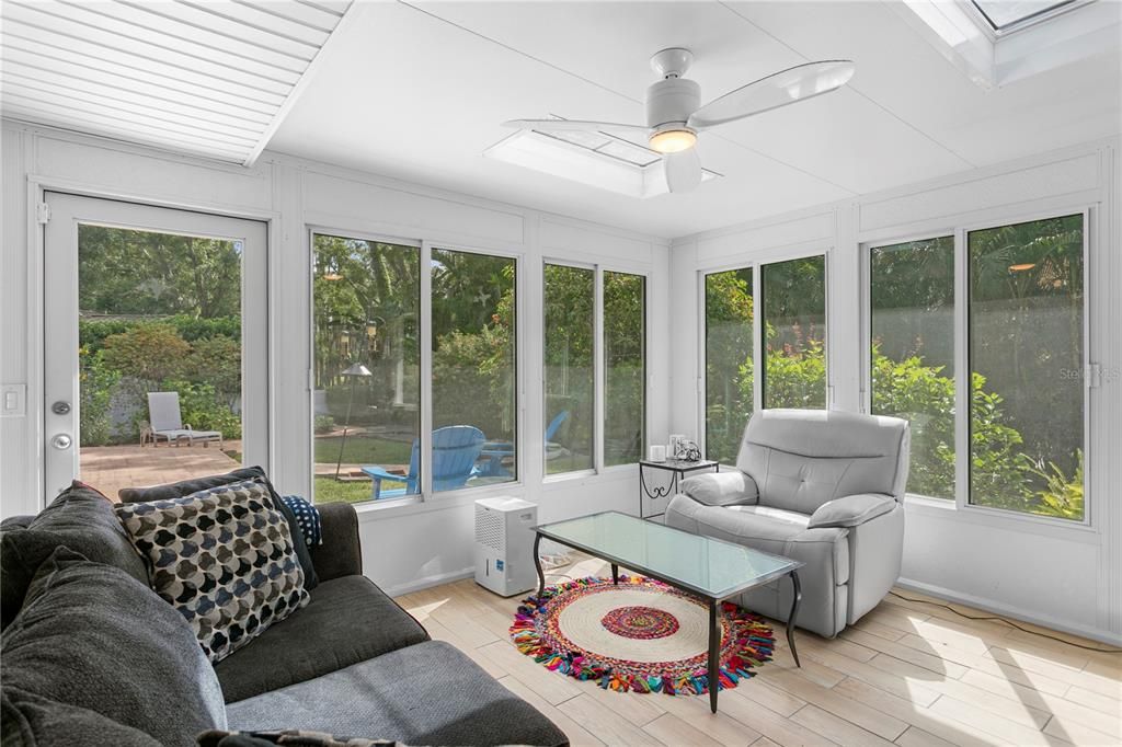 Interior, Living room, Sun Room, Wood Texture Flooring