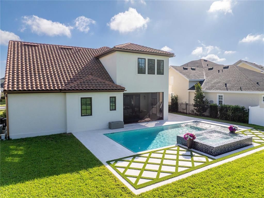 Exterior, Pool