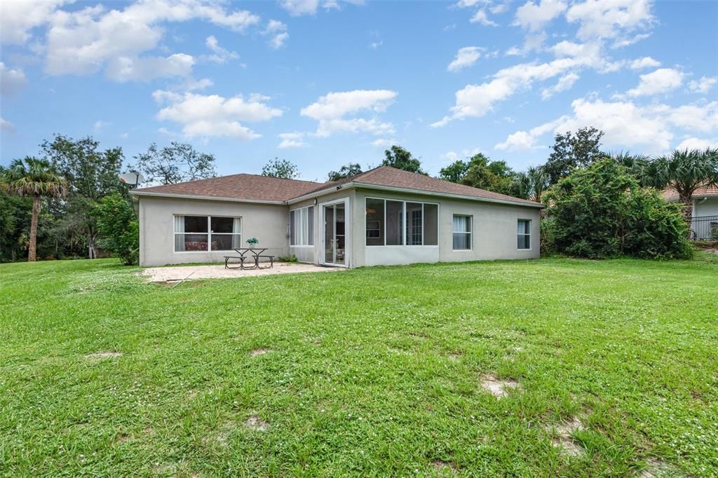 Backyard, Exterior