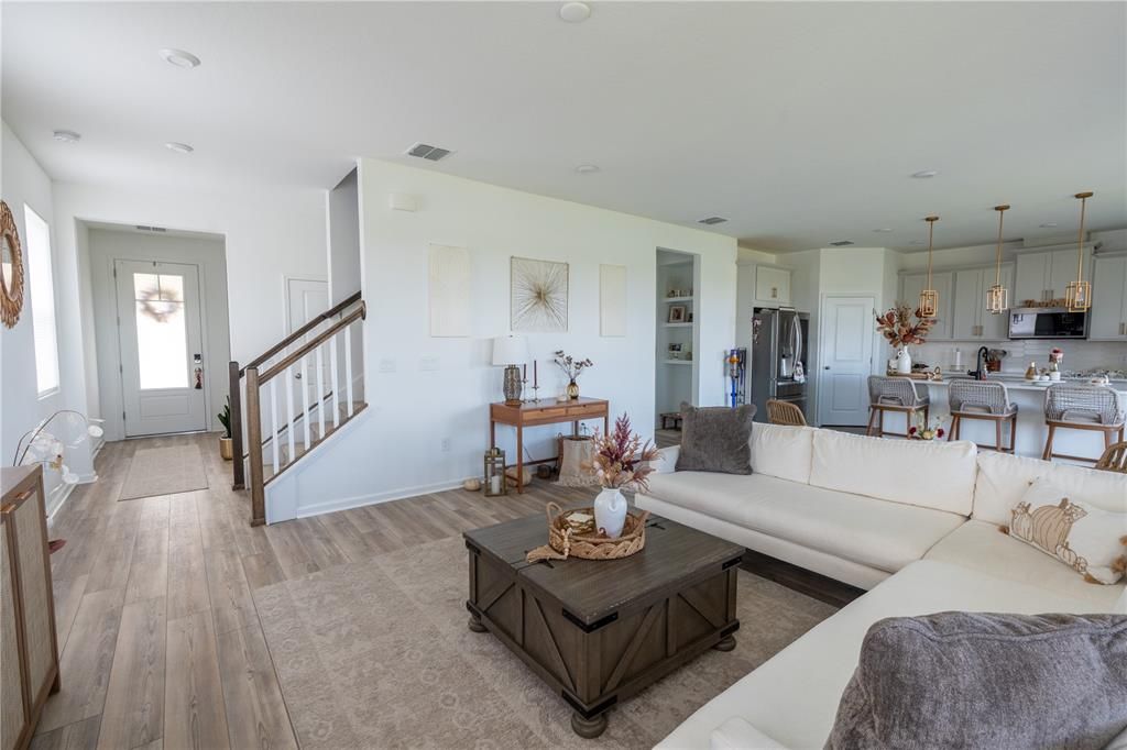 Interior, Kitchen, Living room, Pendant Lights, Recessed Lighting, Wood Texture Flooring