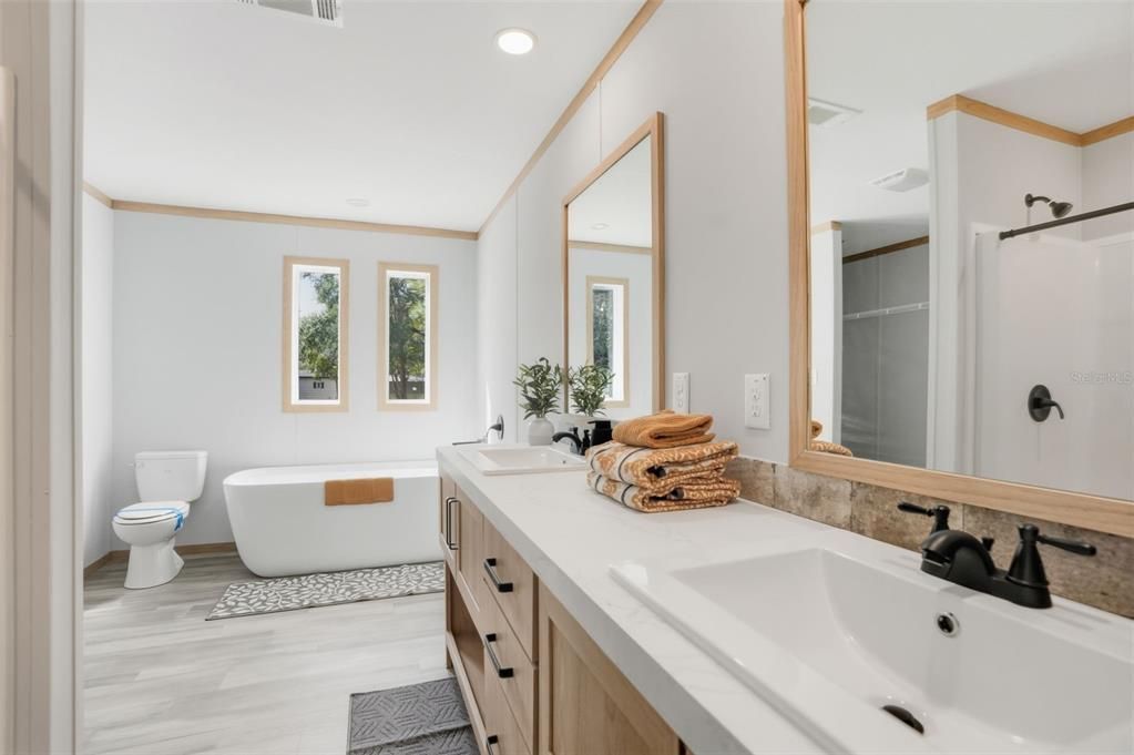 Bathroom, Dual Sink Vanities, Free Standing Baths, Interior, Recessed Lighting