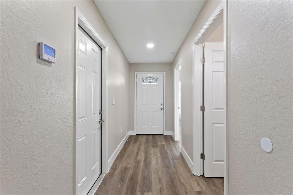 Interior, Recessed Lighting, Wood Texture Flooring