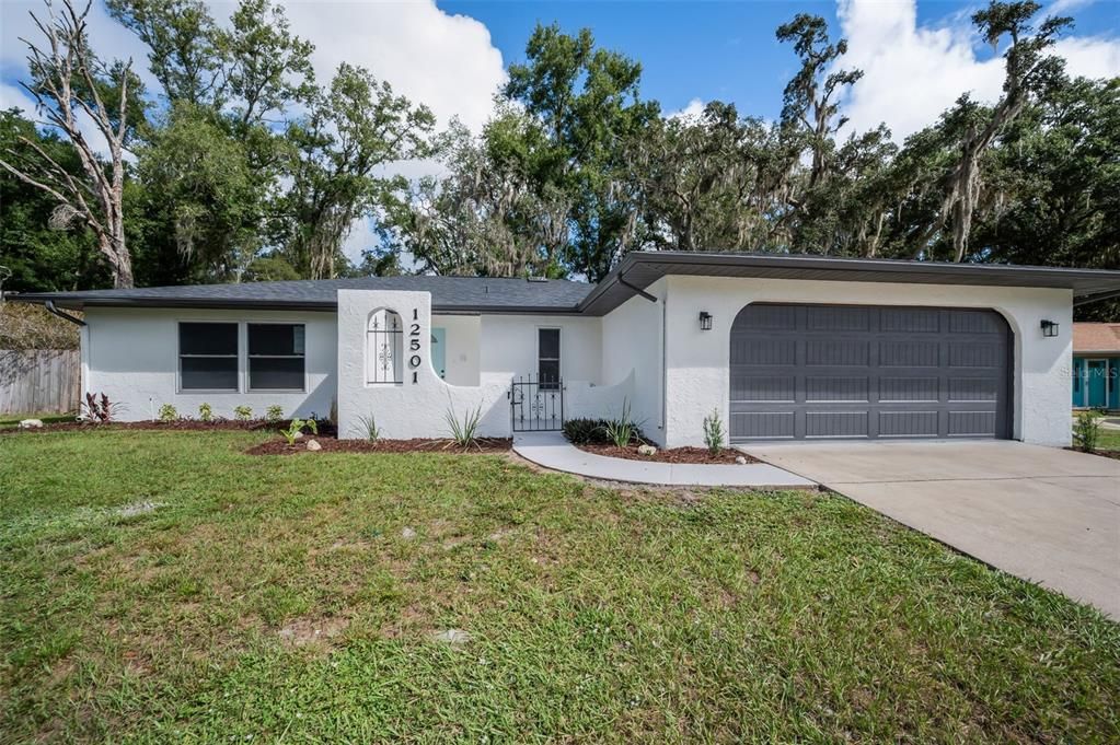 Attached, Backyard, Exterior, Facade, Ranch