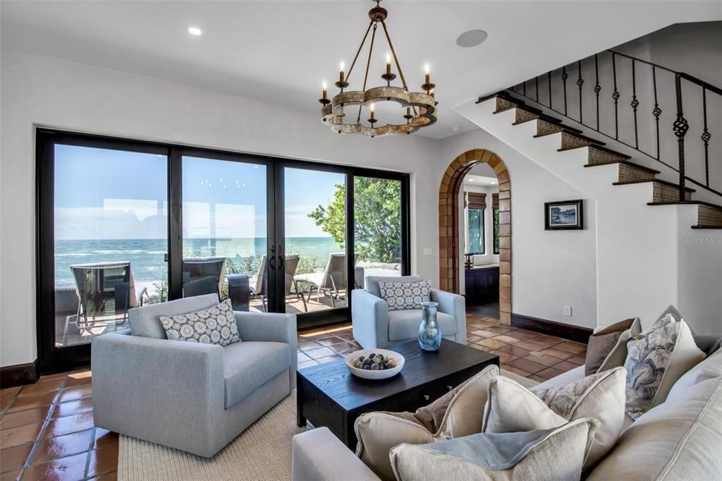 Chandelier, Interior, Living room, Recessed Lighting, Water