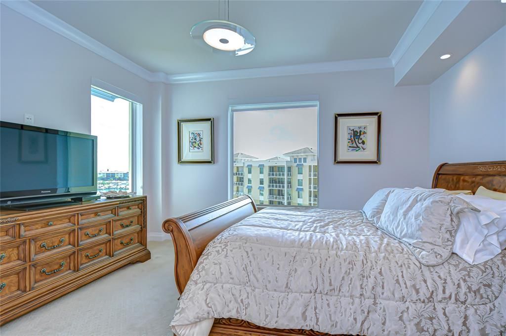 Bedroom, Interior, Recessed Lighting