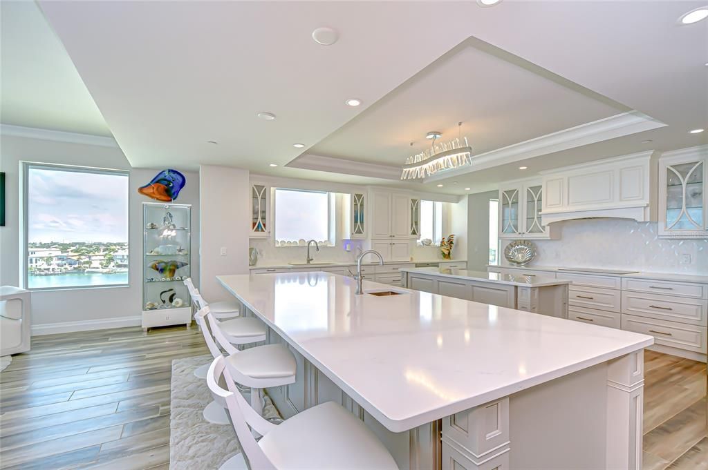 Interior, Kitchen, Pendant Lights, Recessed Lighting, Water, Wood Texture Flooring