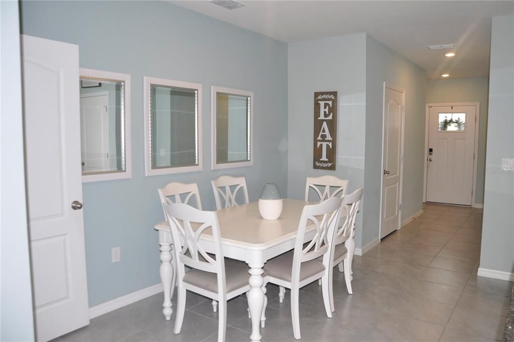 Dining room, Interior, Recessed Lighting