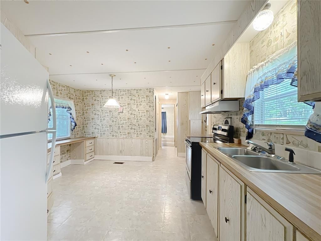 Interior, Kitchen, Pendant Lights, Stainless Steel Appliances