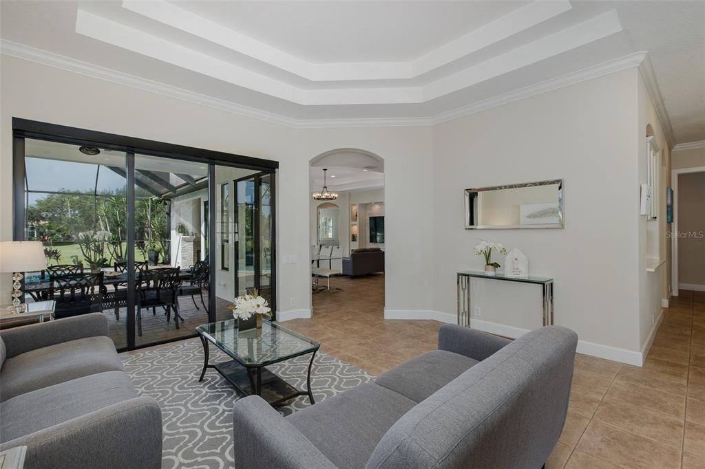 Dining room, Interior, Living room, Pendant Lights