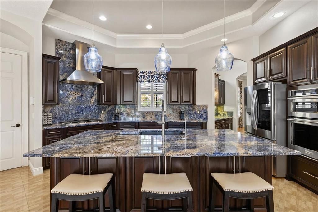 Interior, Kitchen, Pendant Lights, Recessed Lighting, Stainless Steel Appliances