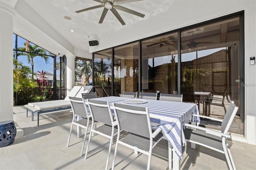 Dining room, Interior, Recessed Lighting, Sun Room