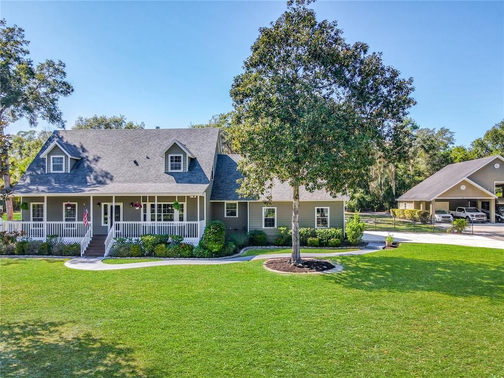 Backyard, Exterior, Facade, Cape Cod