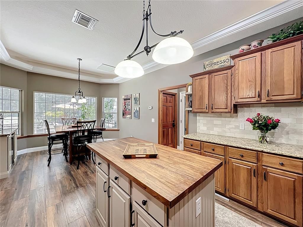 Dining room, Interior, Kitchen, Pendant Lights, Wood Texture Flooring