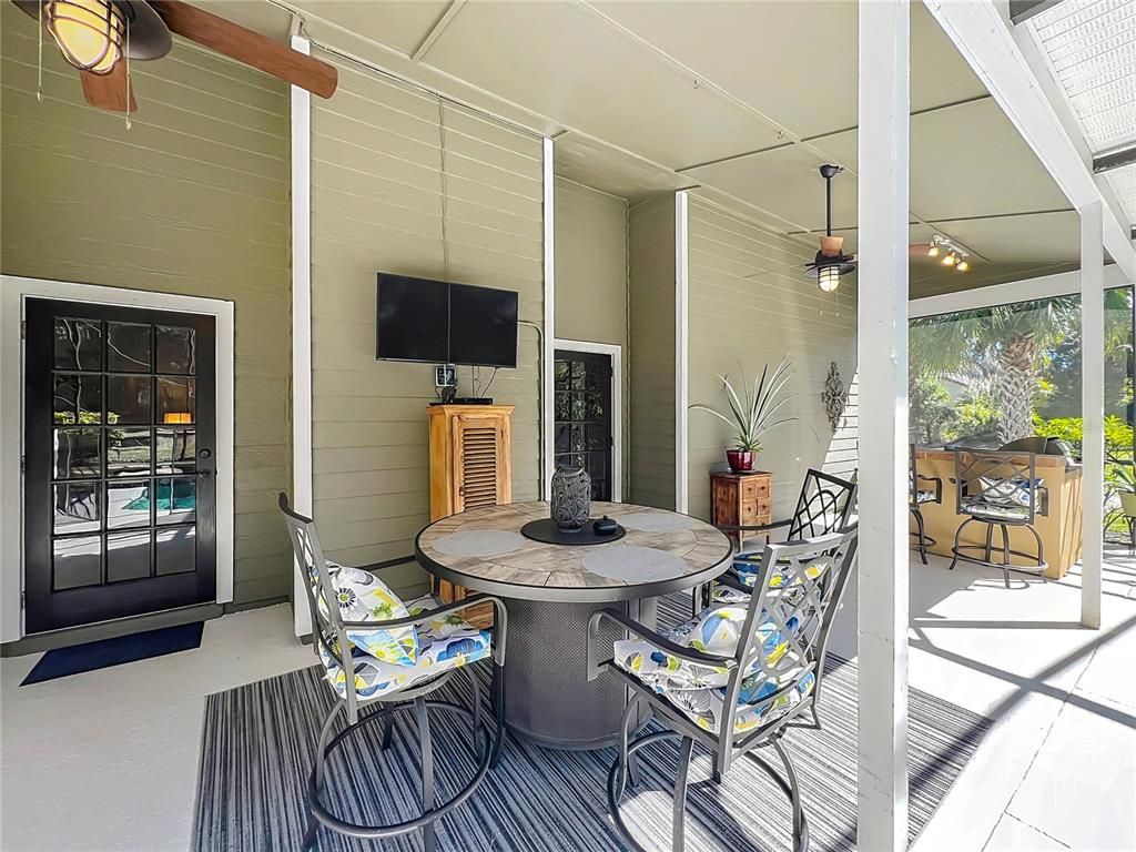 Dining room, Interior, Sun Room