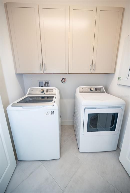 Interior, Washer