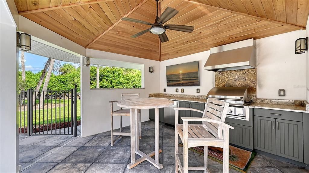 Exterior, Outdoor Kitchen, Wooden Ceilings