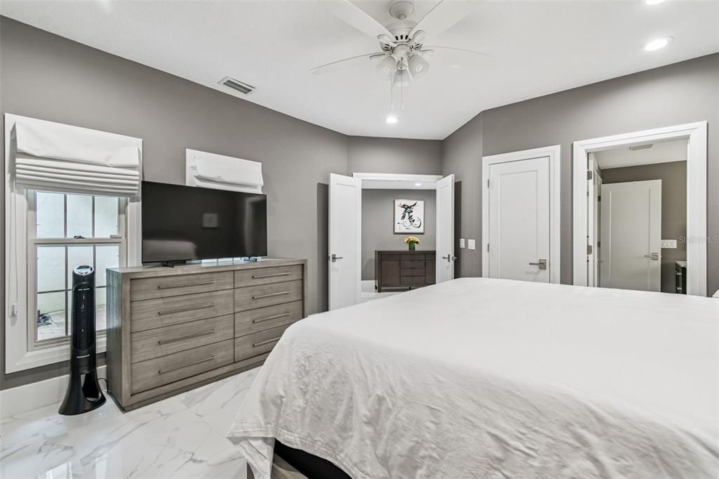 Bedroom, Interior, Marble, Recessed Lighting