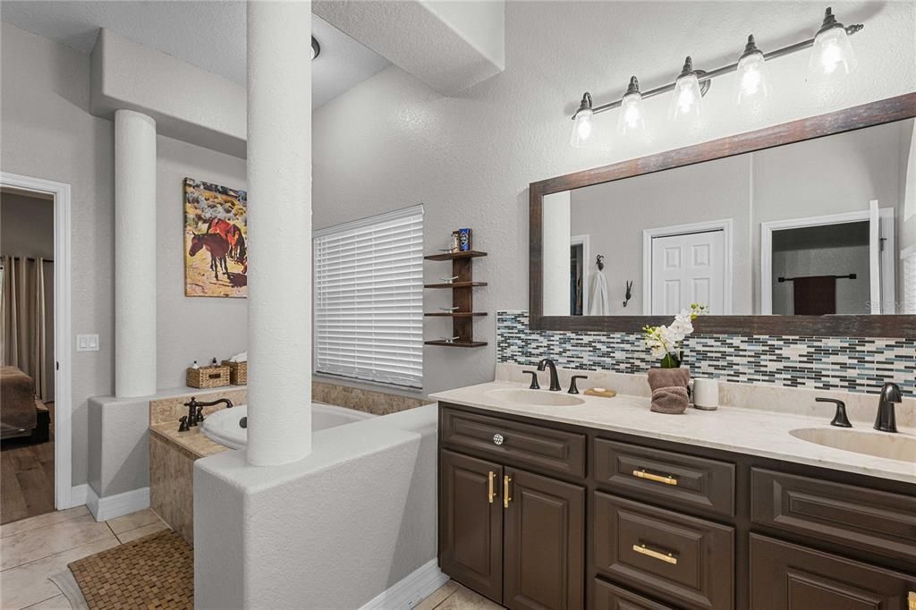 Bathroom, Dual Sink Vanities, Interior, Wood Texture Flooring