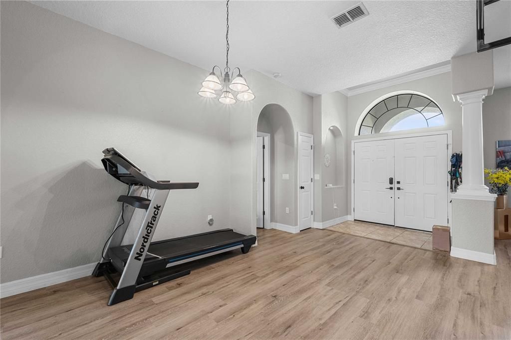 Chandelier, Fitness Equipment, Interior, Pendant Lights, Wood Texture Flooring