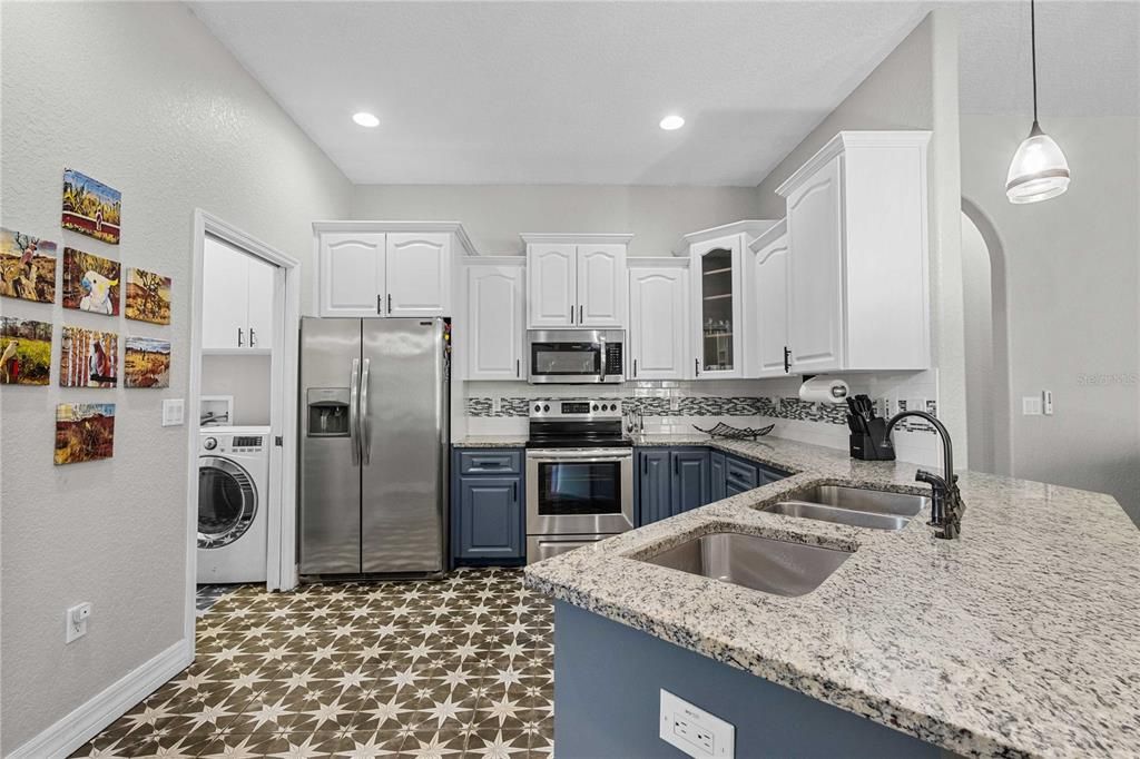 Interior, Kitchen, Pendant Lights, Recessed Lighting, Stainless Steel Appliances, Washer