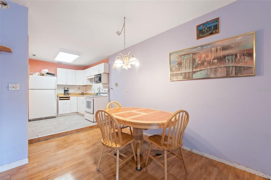 Chandelier, Dining room, Interior, Kitchen, Pendant Lights, Wood Texture Flooring