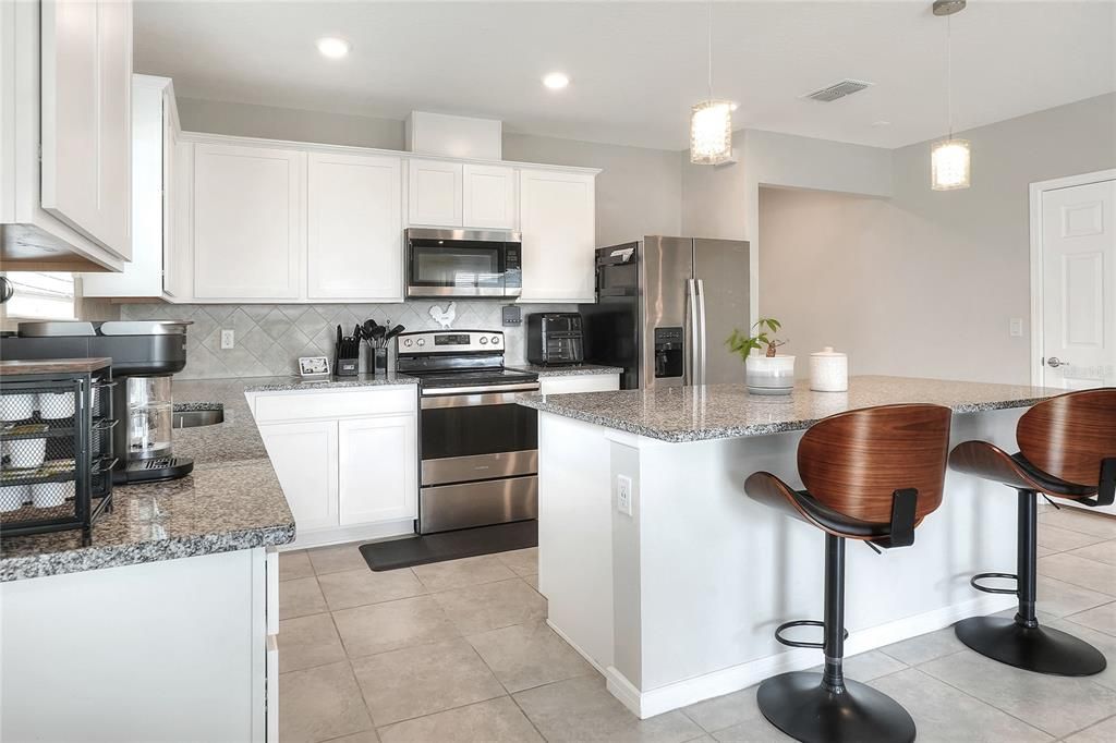 Interior, Kitchen, Pendant Lights, Recessed Lighting, Stainless Steel Appliances