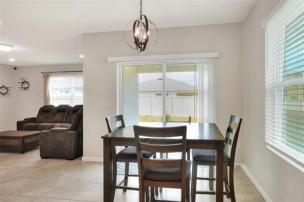 Dining room, Interior, Pendant Lights, Recessed Lighting