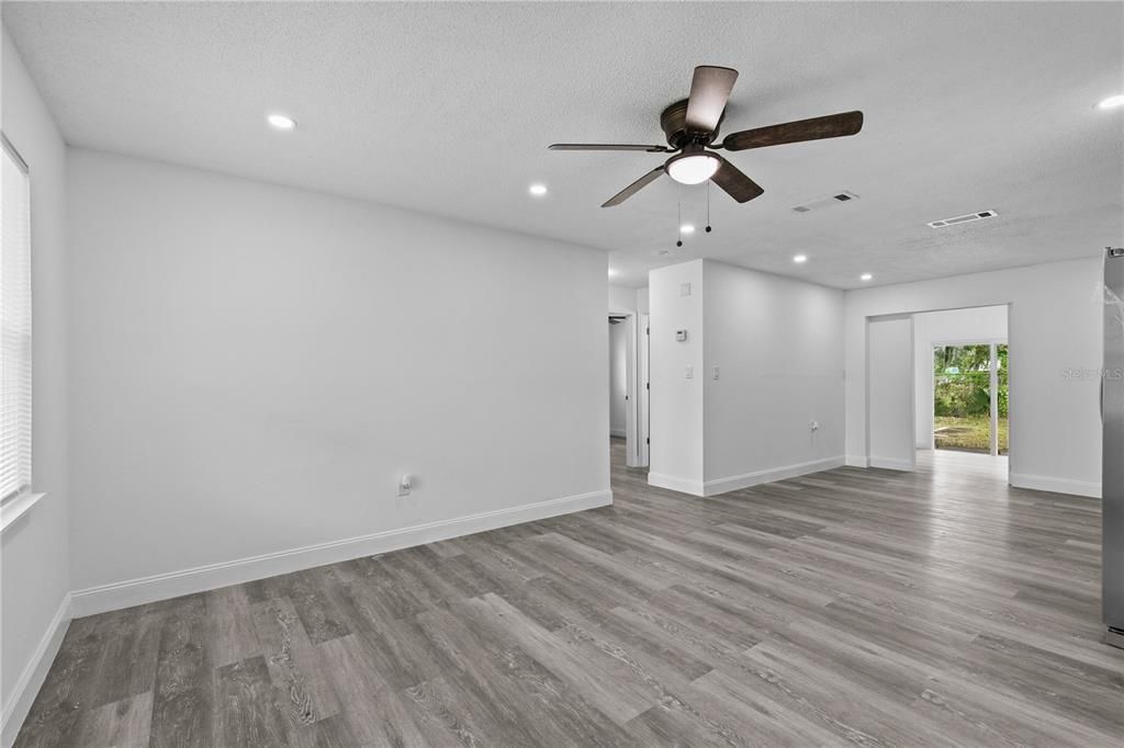 Empty room, Interior, Recessed Lighting, Wood Texture Flooring