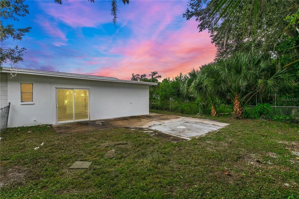Backyard, Exterior