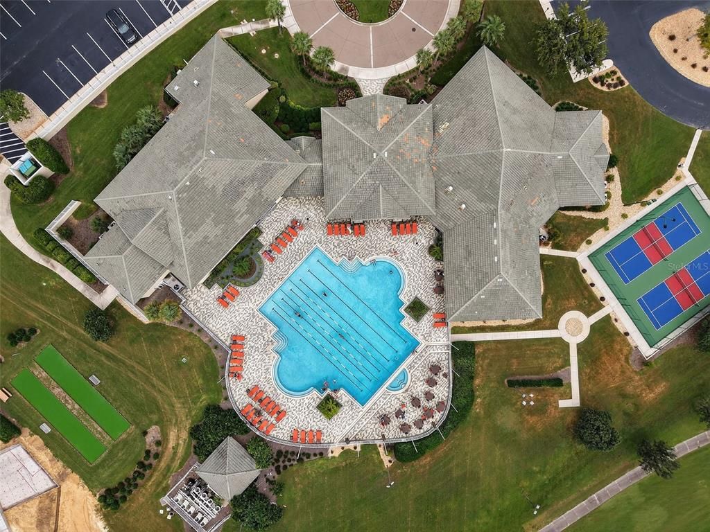Exterior, Drone