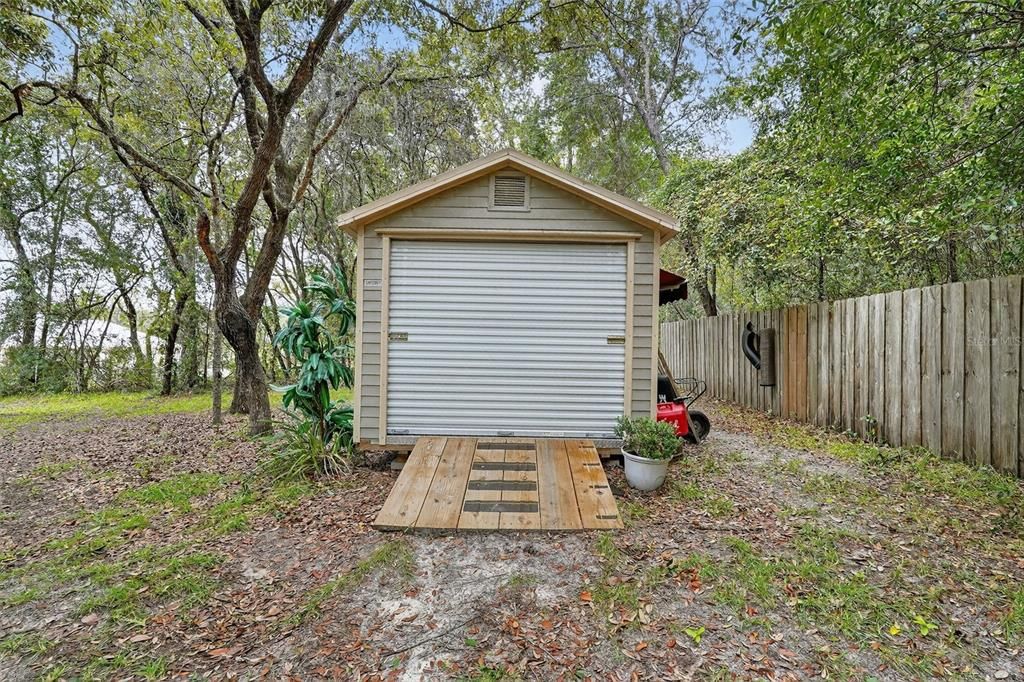 Backyard, Exterior